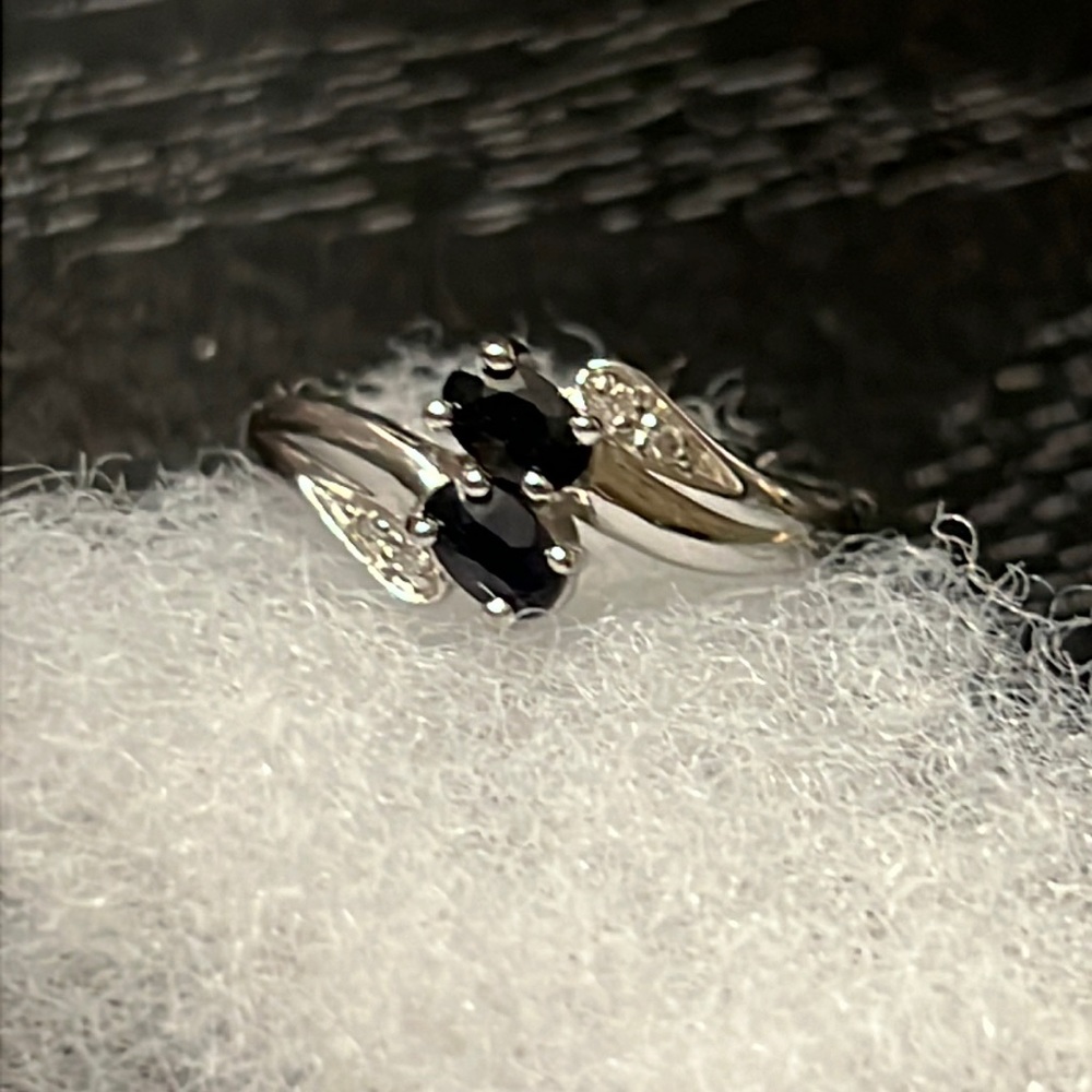Lia Sophia Sapphire Ring sz 7